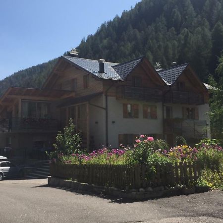 Appartamento Clelia Pellizzano Exterior foto